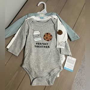 Hudson Baby Three Piece Onesie Set Size 0-3 months